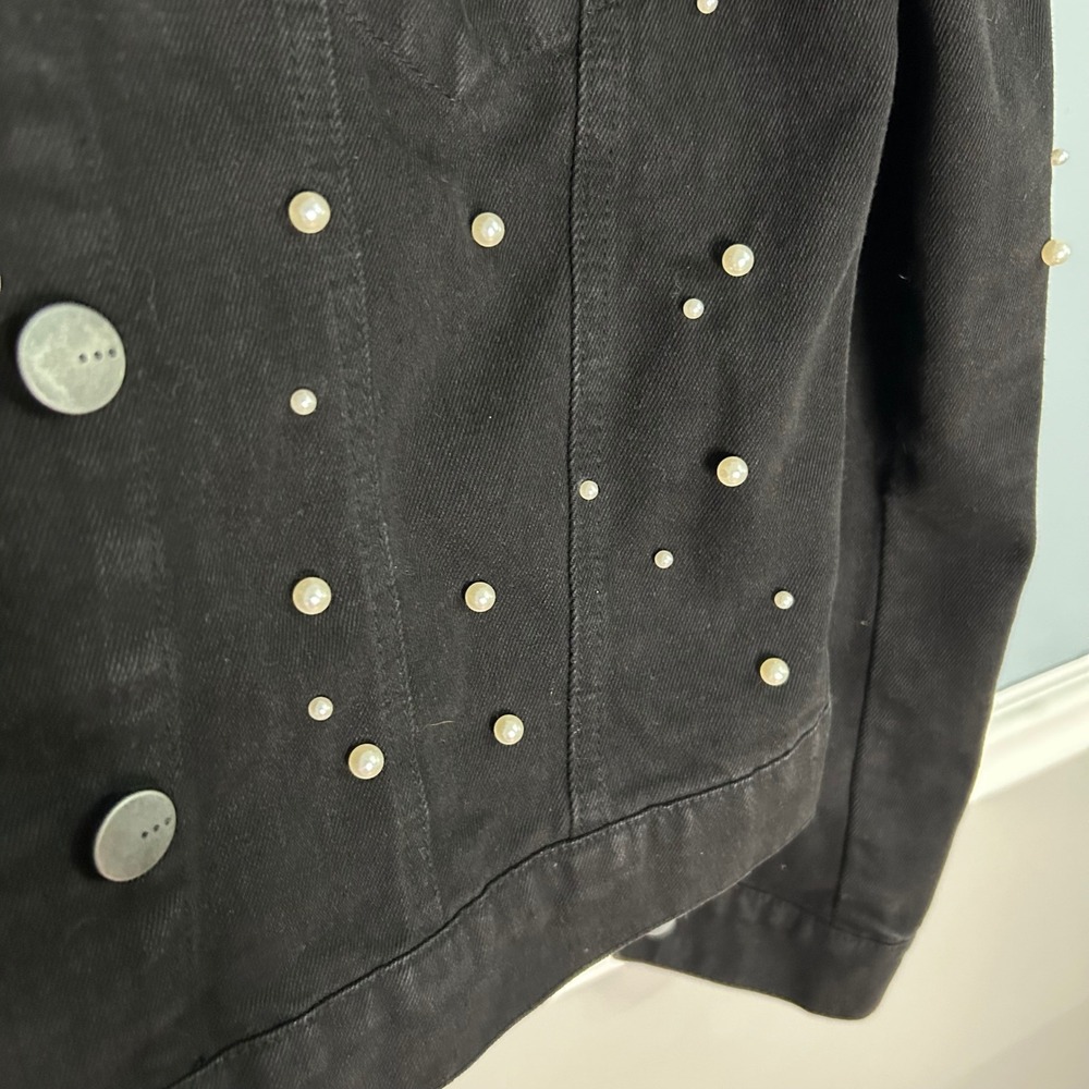 TGLA Black Pearl Studded Denim Jacket Womens Medium Embellished Trucker - Picture 10 of 10